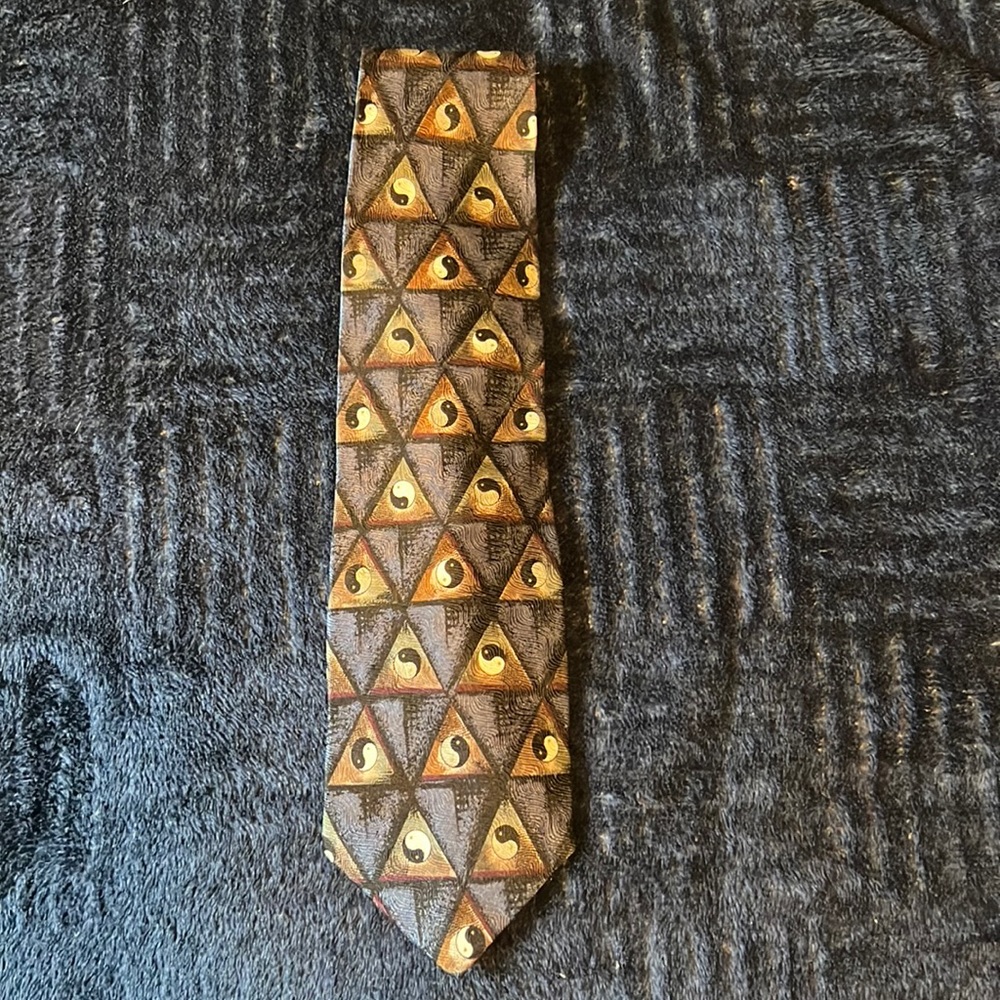 Yin-Yang(Yin-Yan) Silk Tie